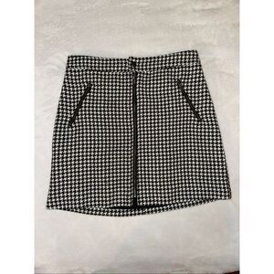Hollister Medium Ultra High Rise Zipper Mini Skirt Black White Houndstooth EUC
